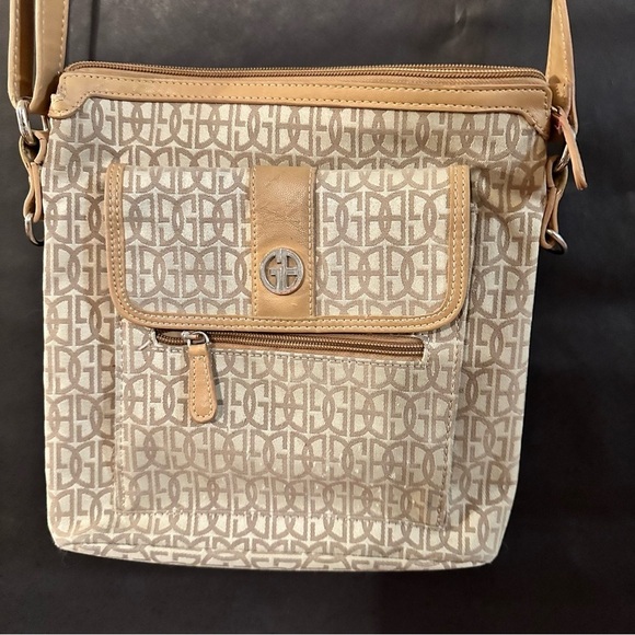 Giani Bernini Tan and Cream Crossbody Bag Handbag Purse - Picture 1 of 7